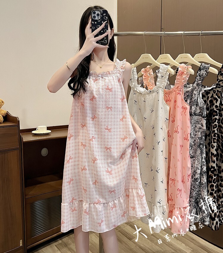 粉格蝴蝶結居家睡裙