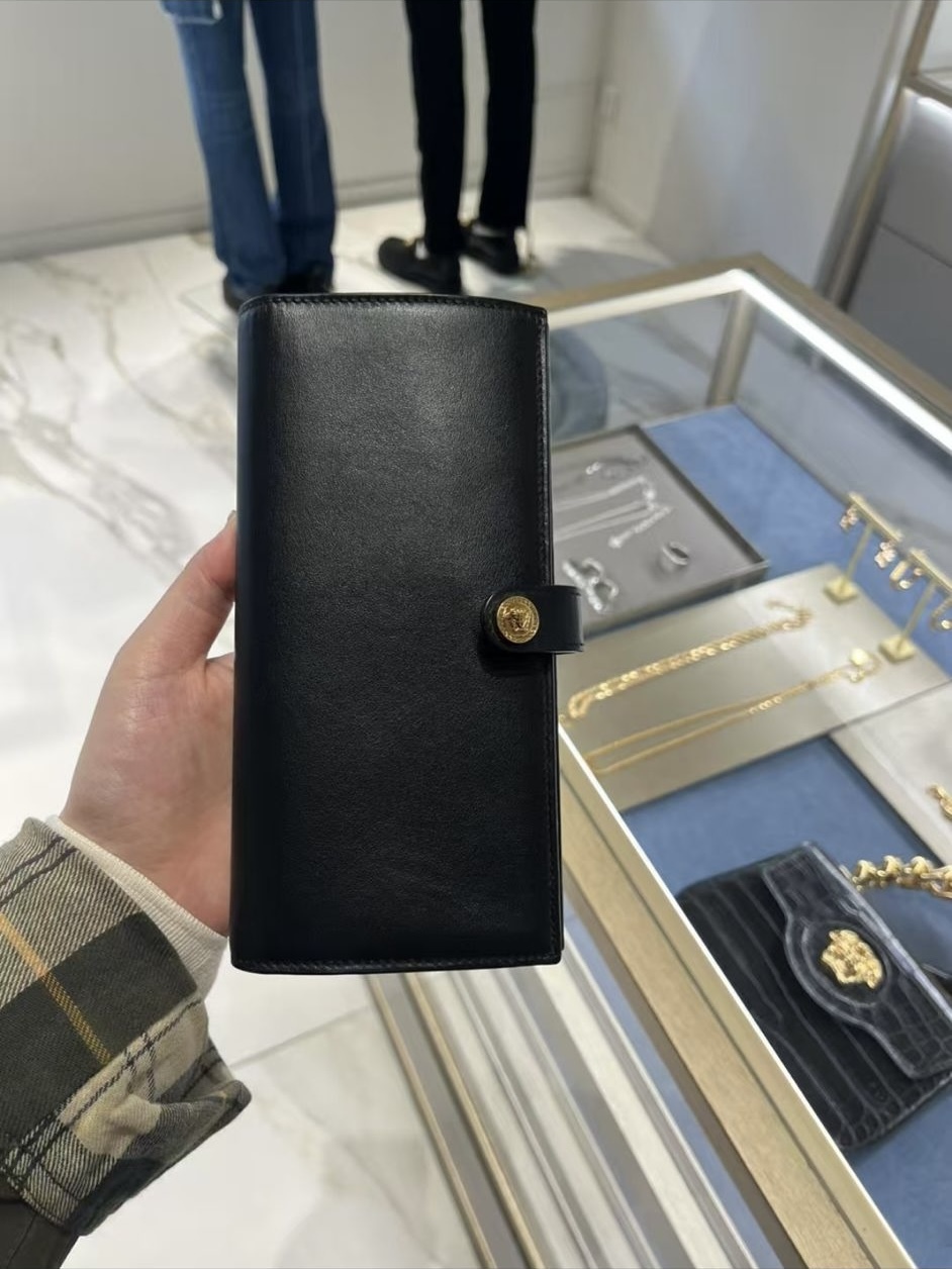 Outlet Versace Long Wallet