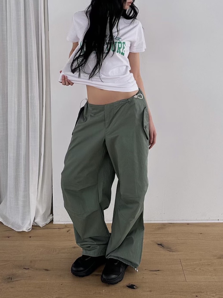 elastic waist knee ruched cargo trousers in EARTH TONES