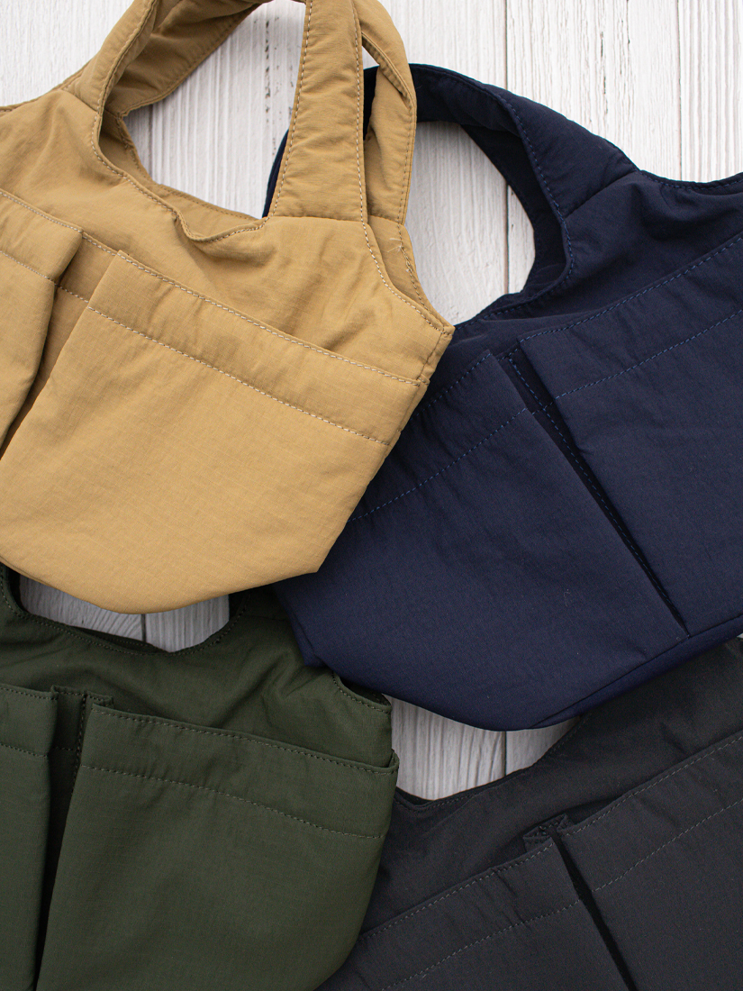 多口袋格紋雲朵小托特包