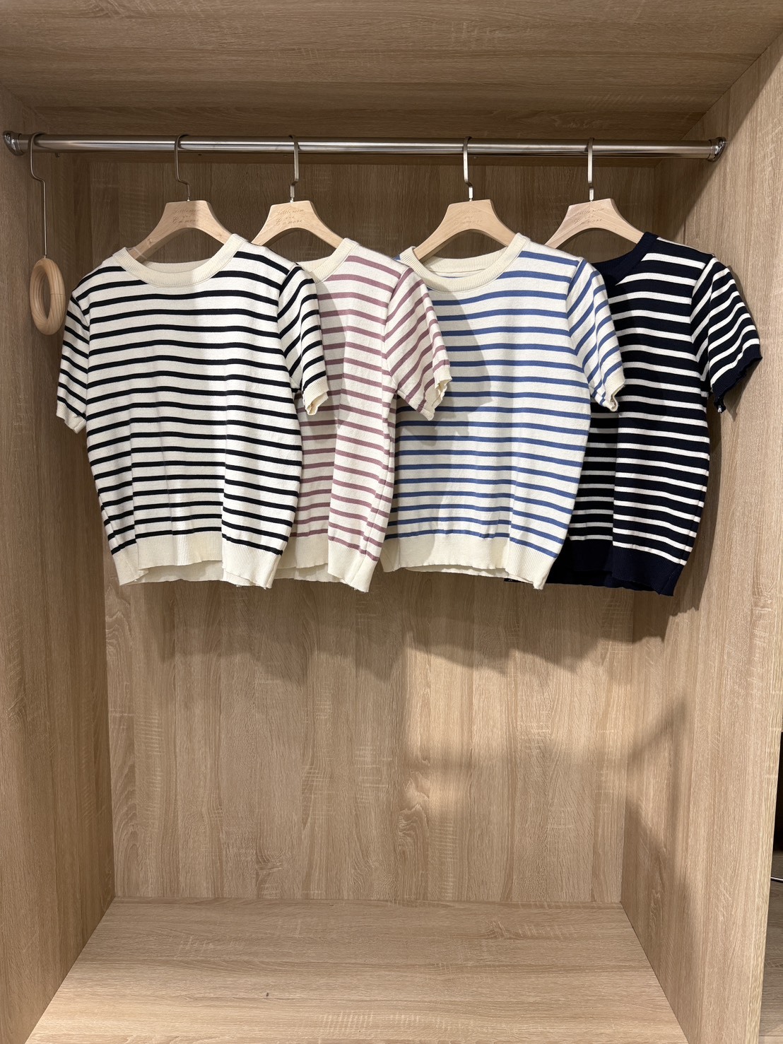 A3345-條紋圓領細針織衣