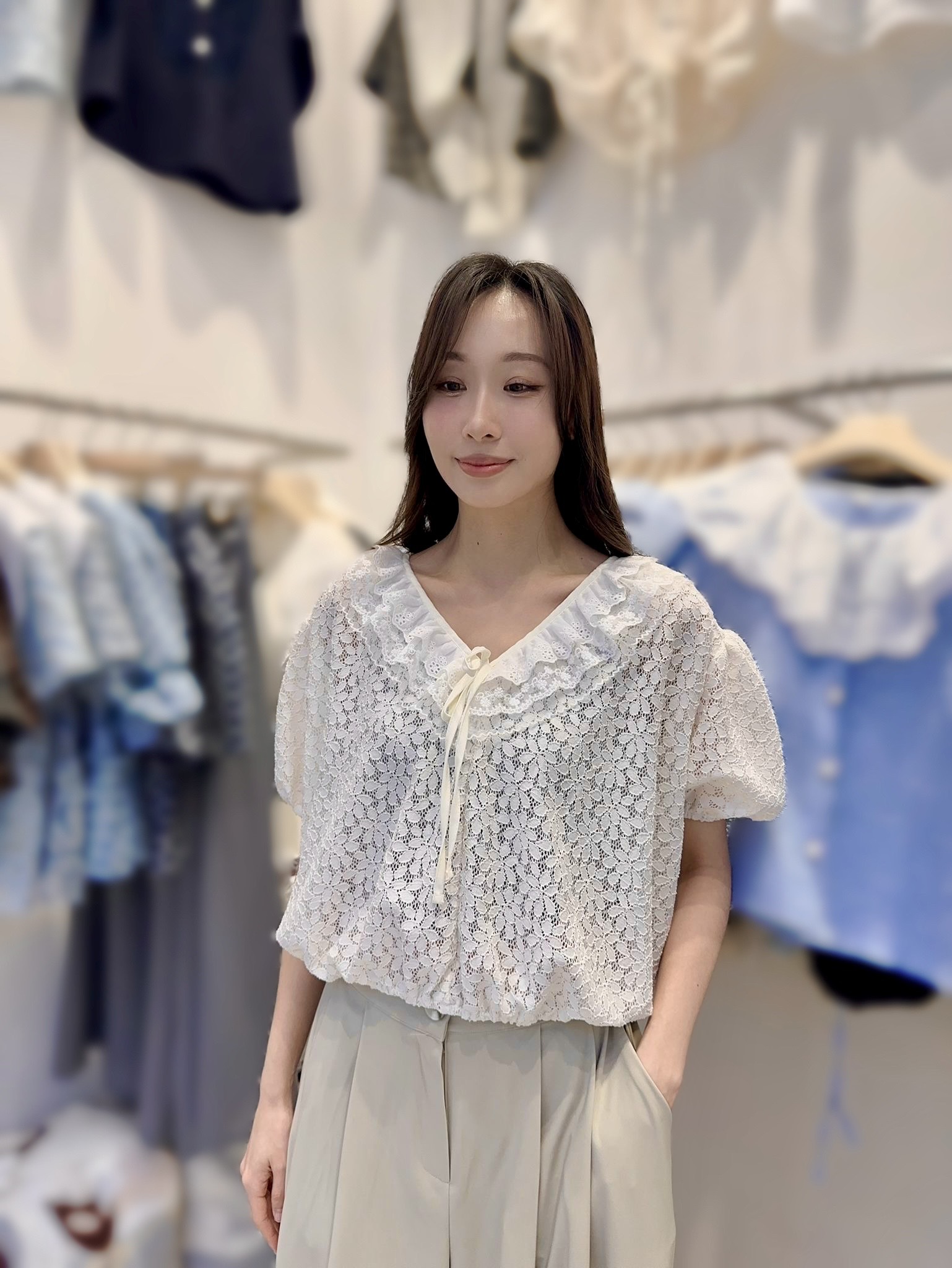 AE18 胸44 長21 $379[一口價]