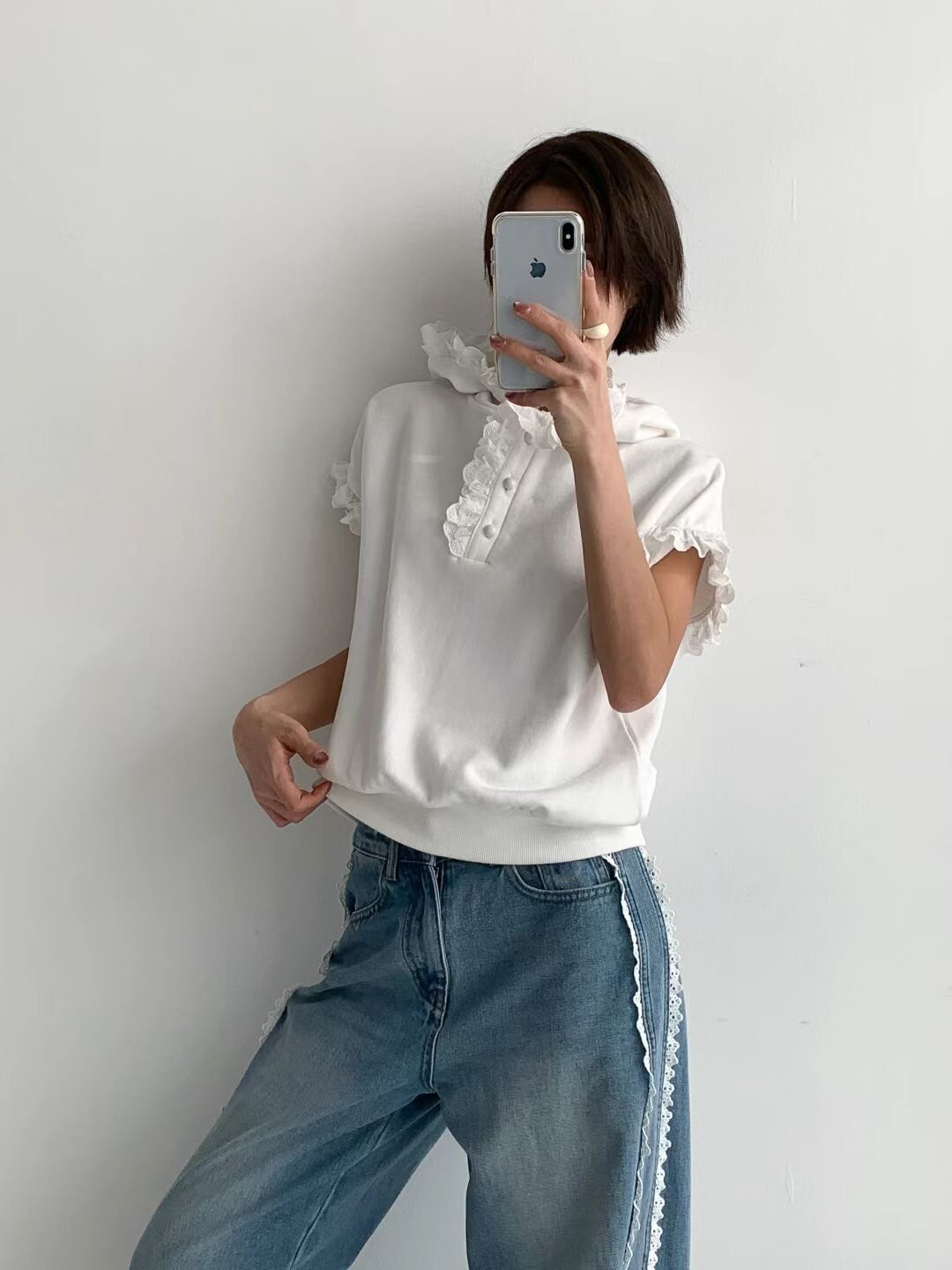 白洞洞花邊連帽T