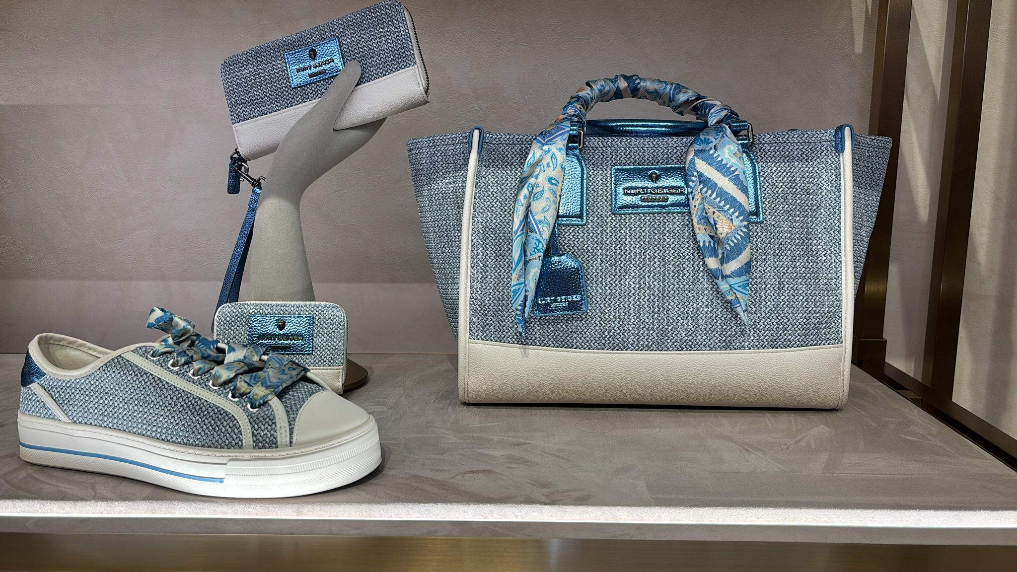 英國代購 (獨立訂單)-Kurt Geiger London LACE UP sneakers BLUE