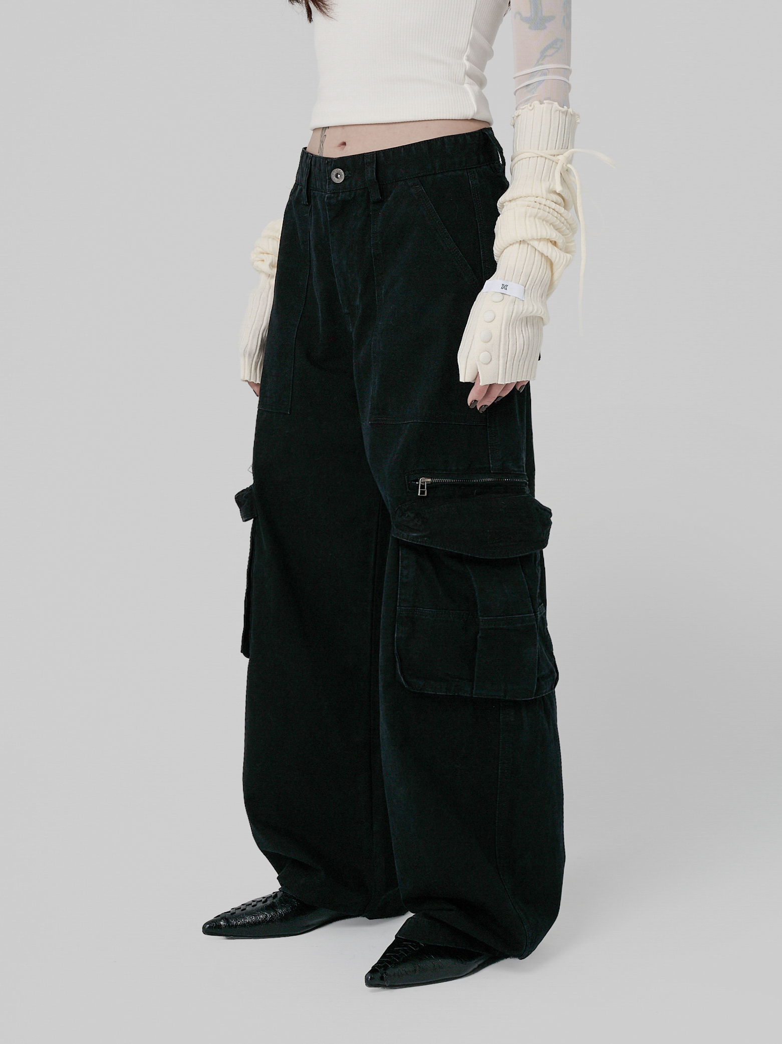 水洗立體拉鏈工裝長褲-黑