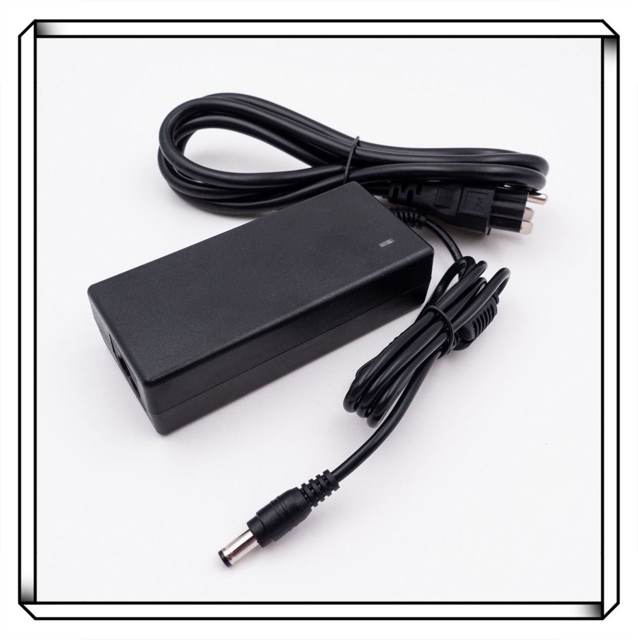 適用 ASUS 華碩 19V 螢幕變壓器電源