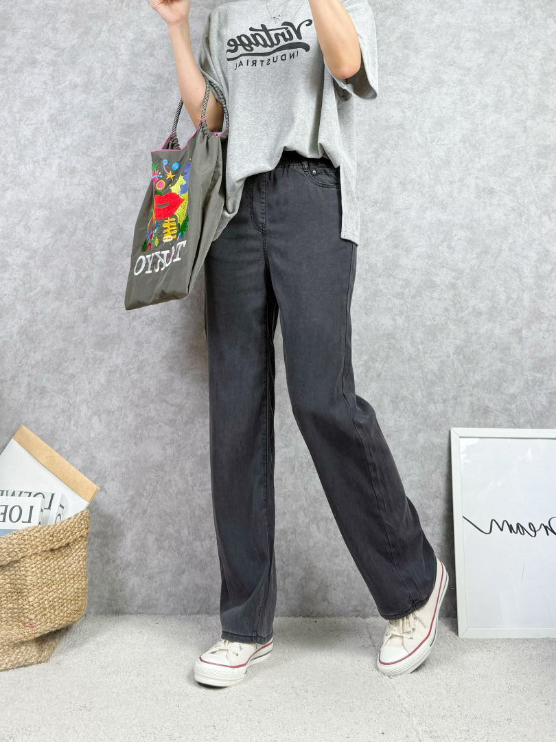 天絲柔軟不勒肚抽繩直筒牛仔褲｜鬆緊腰舒適寬直褲