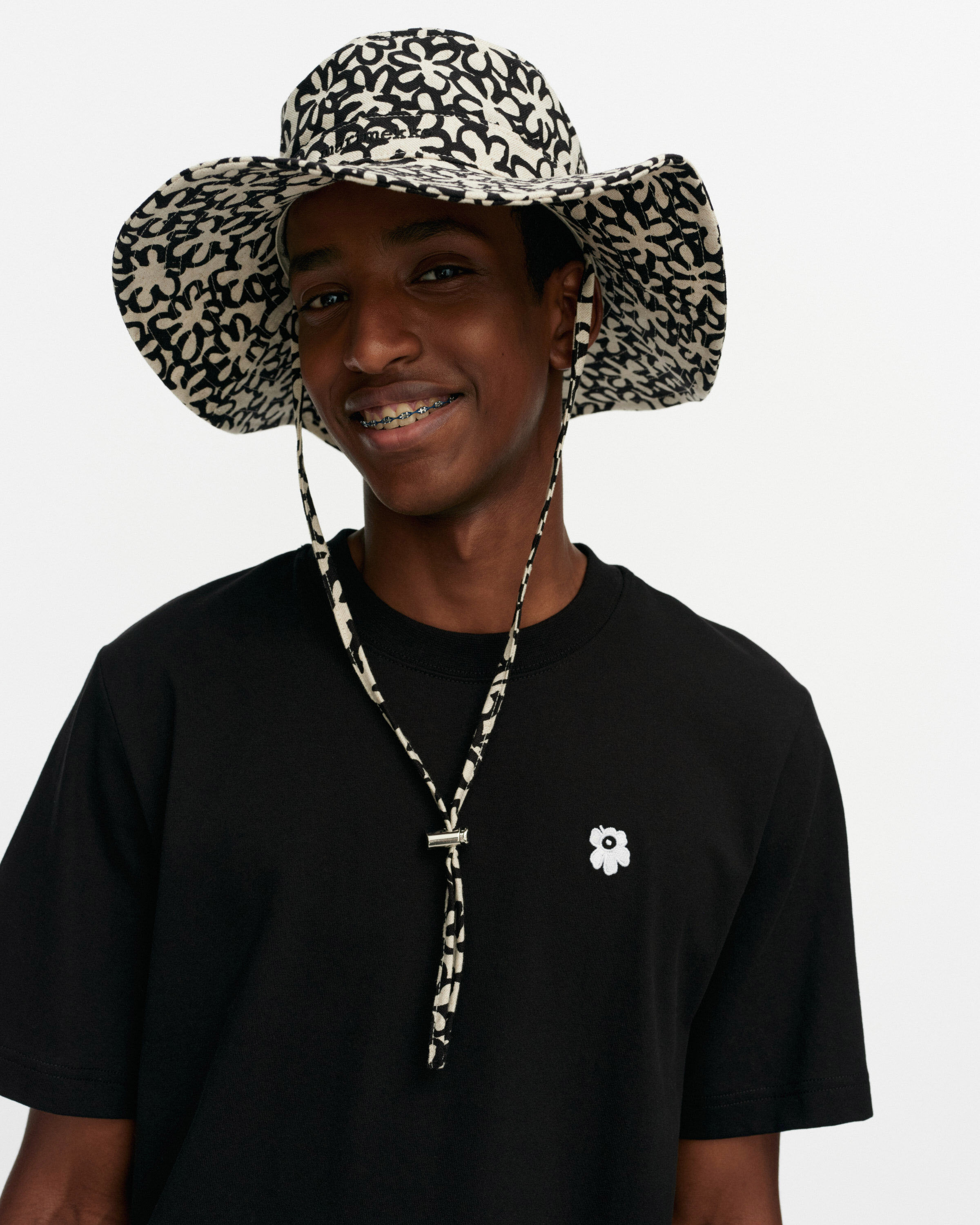 Muutos Kukka 漁夫帽