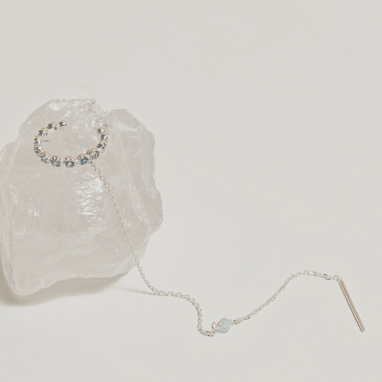 整圈小花倫敦托帕石針鏈式耳骨夾