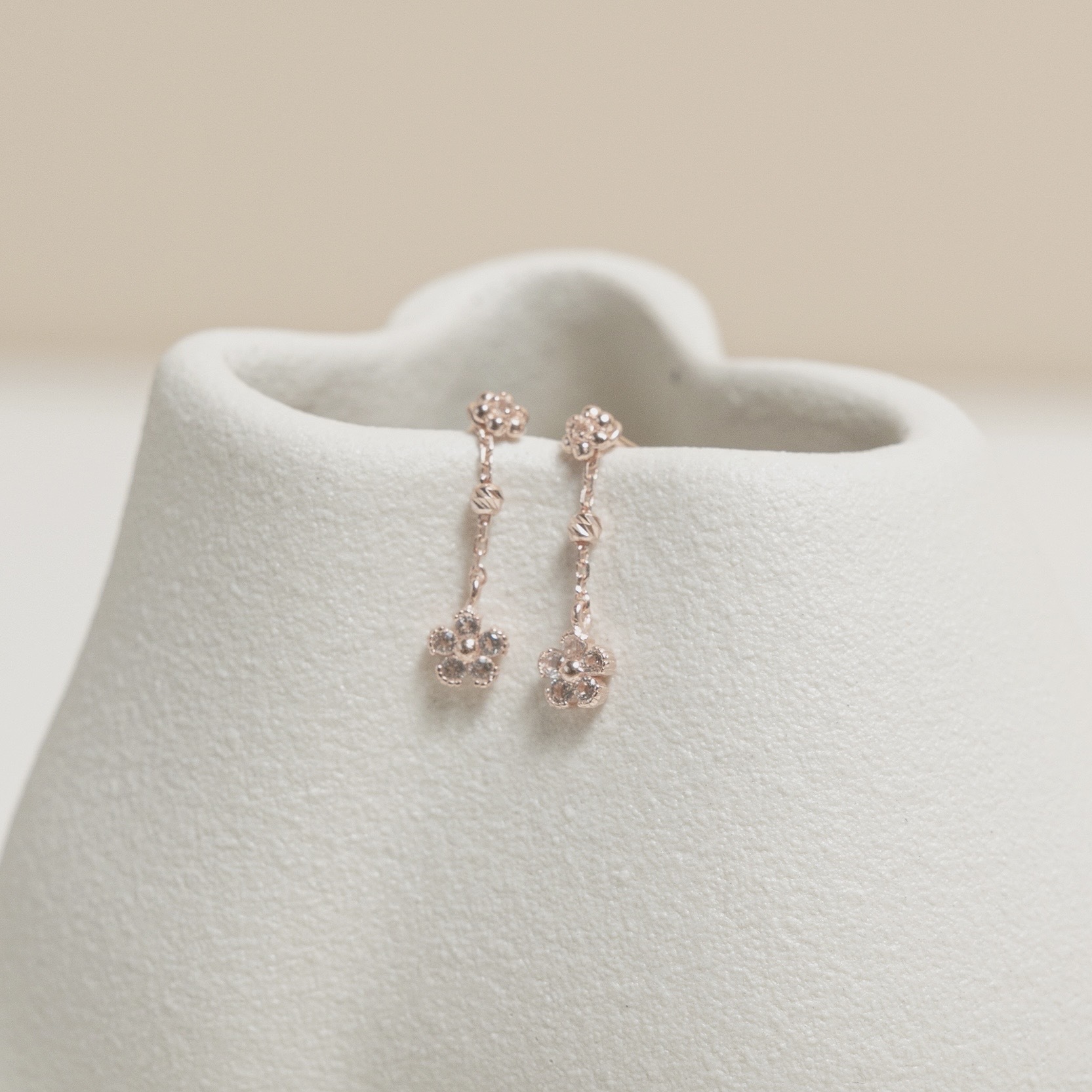 小花花白托帕石雙戴式耳環