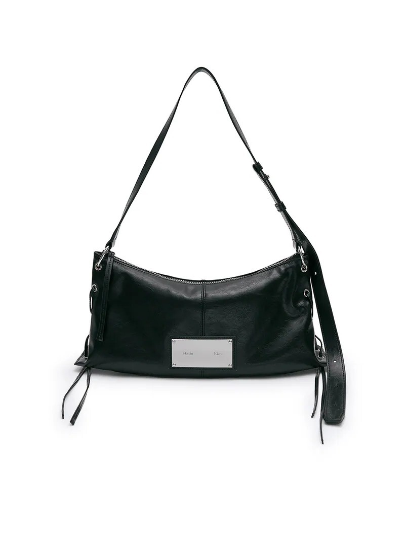 MATIN KIM EYELET SHIRRING SHOULDER BAG IN BLACK 抽繩肩背包