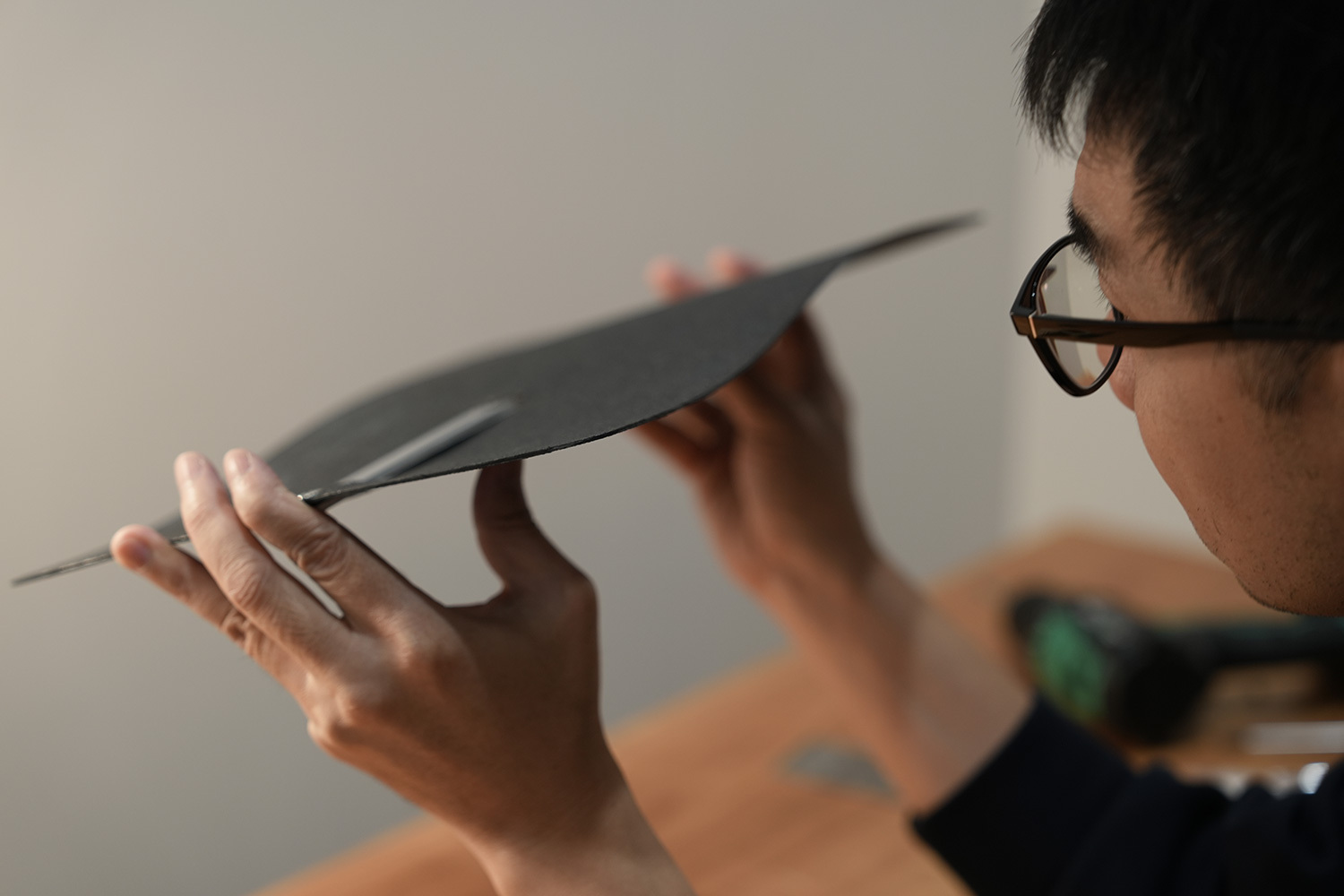 可自適應的S型護脊板專利