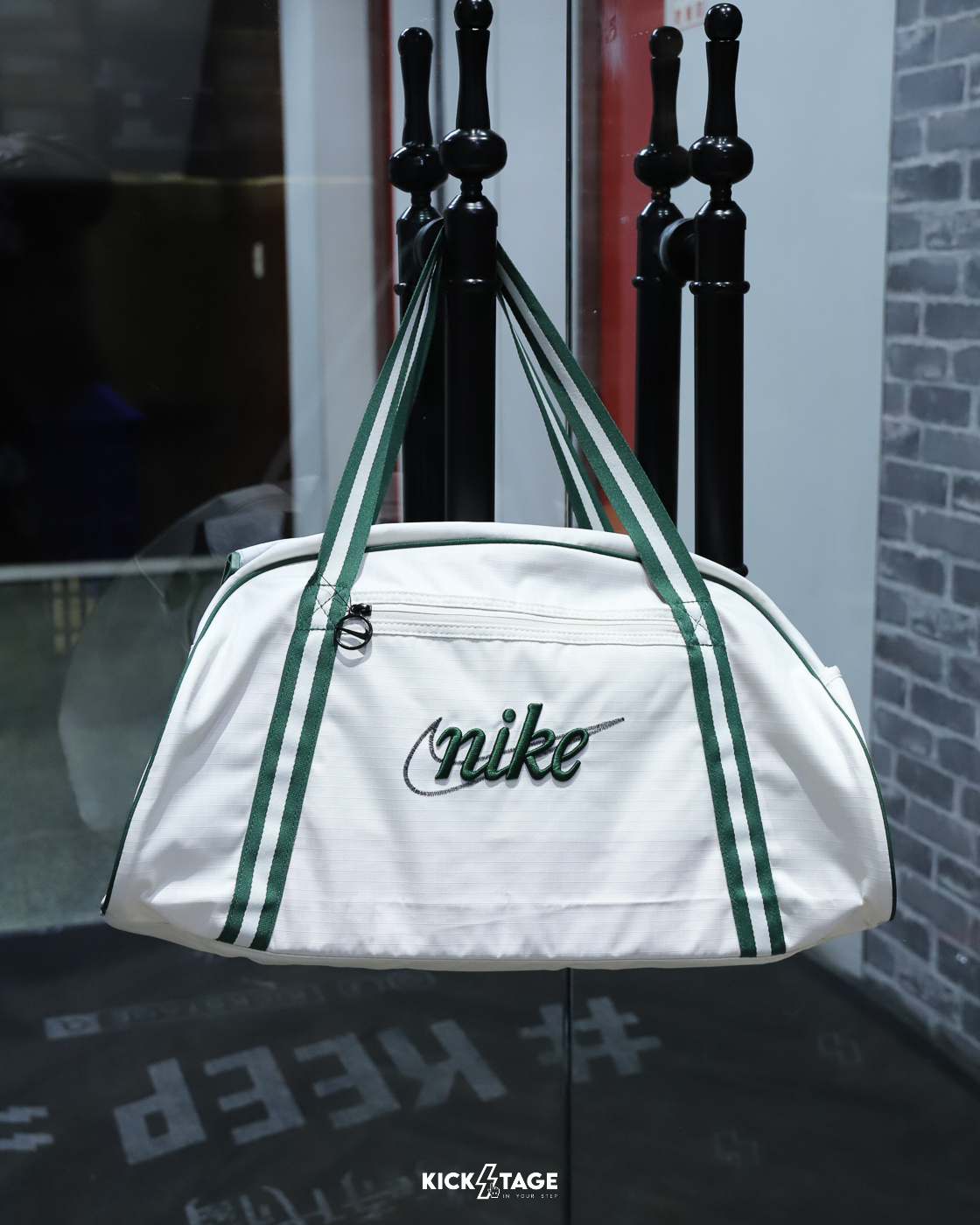 NIKE GYM CLUB 白綠 可調節 大容量 健身袋 手提袋 肩背包 側背包【DH6863-030】