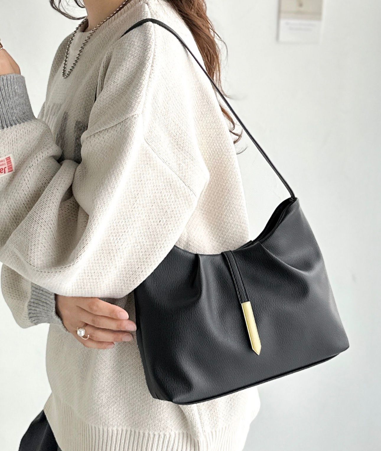 【預購】JN030901 ClassicalElf 屬點綴雲朵腋下包