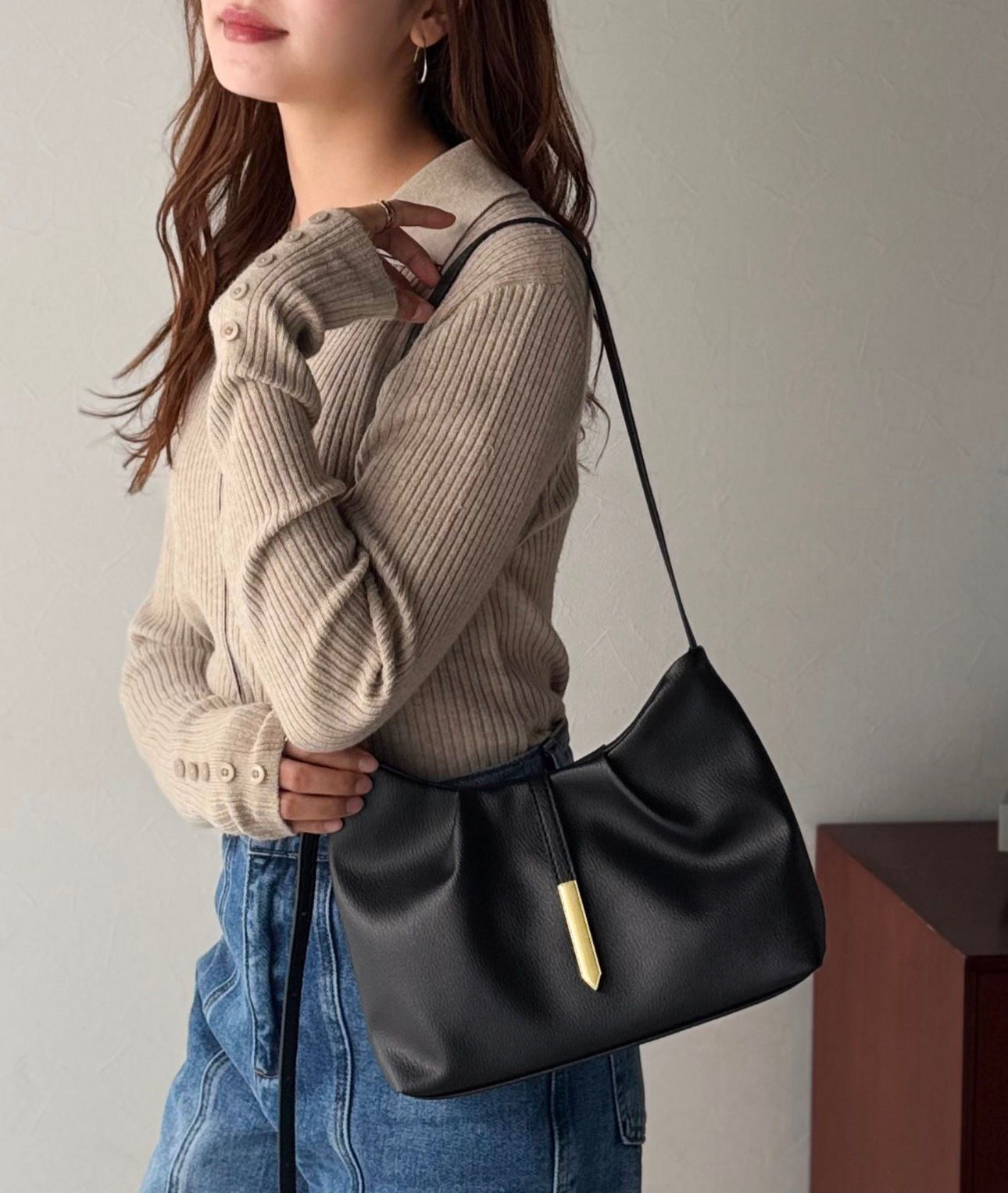 【預購】JN030901 ClassicalElf 屬點綴雲朵腋下包