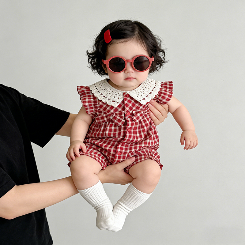 BYC03OP002RD  日系萌娃紅格紋鏤空蕾絲領夾衣