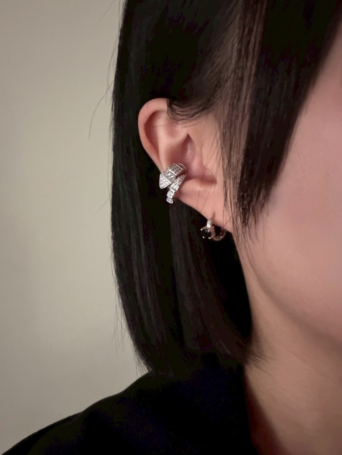 魅惑人心 爆閃蛇形環繞耳骨夾