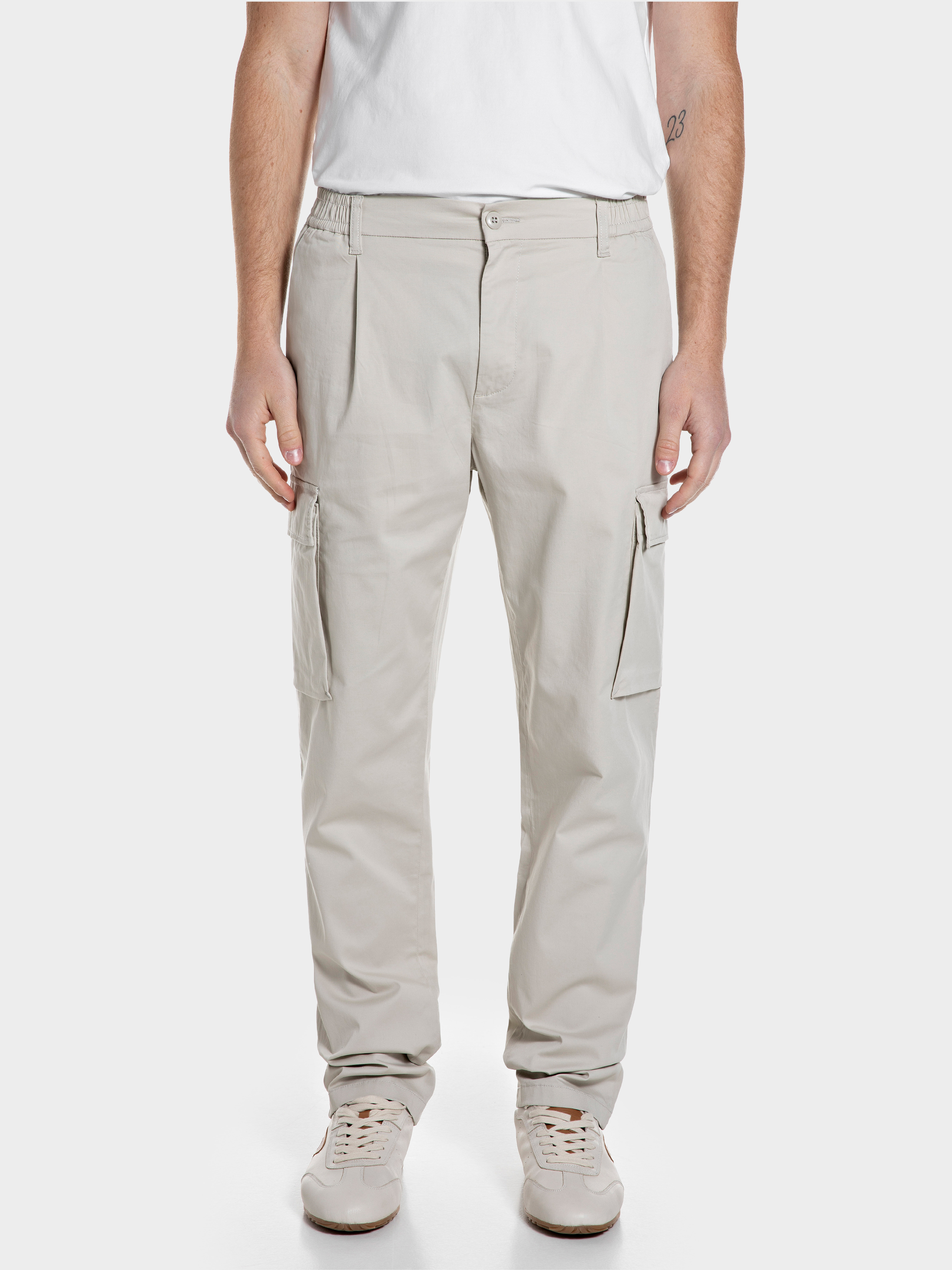 ADHANN 淺灰色錐形剪裁長褲