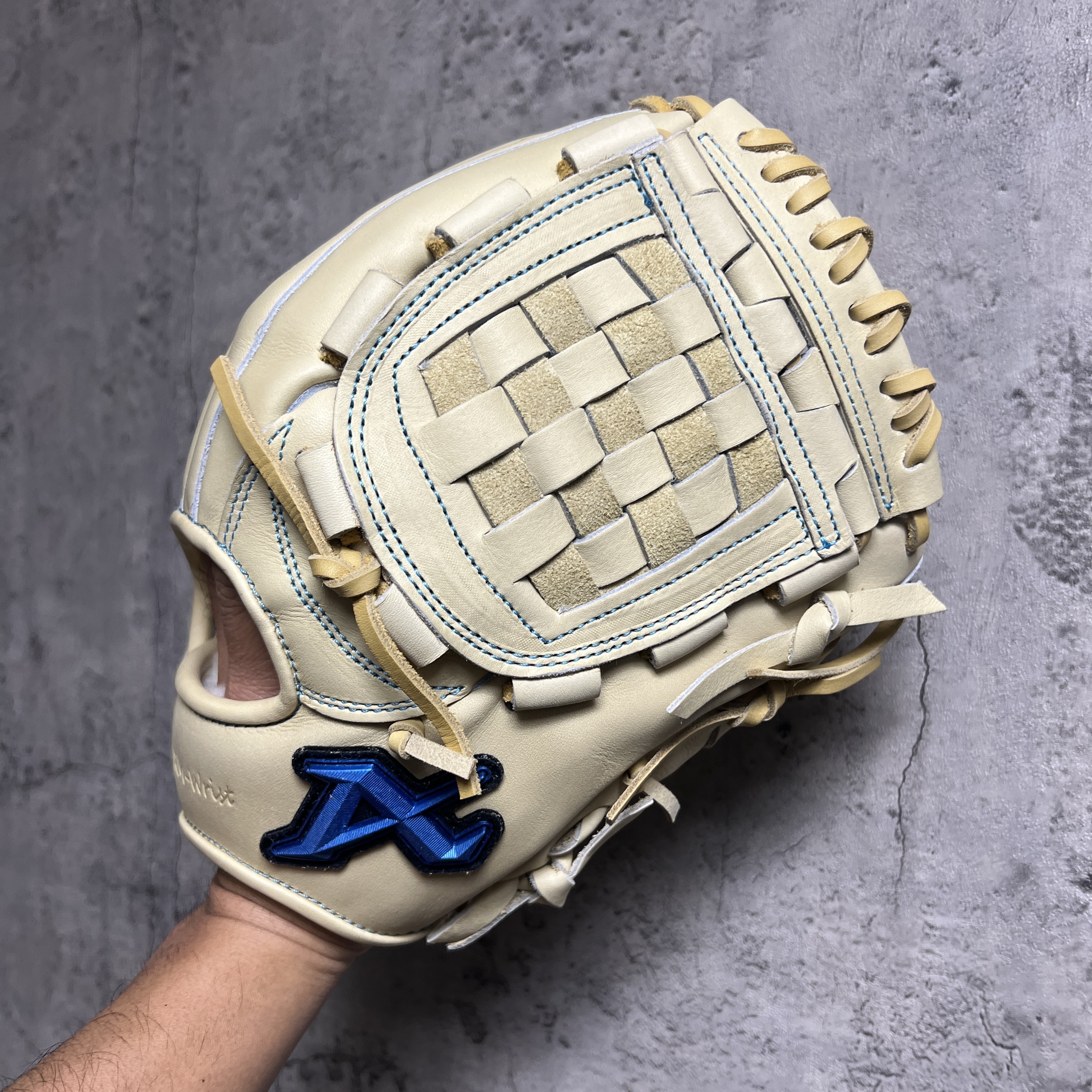 11.75吋 NEO Global Line 北海道和牛 硬式 大內野 投手兼用  AGL-NE105