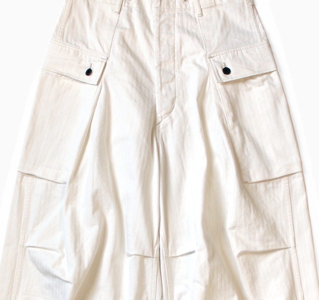 KAPITAL HERRINGBONE JUMBO MONKEY PANTS - WHITE PRE ORDER ITEM (預訂中)