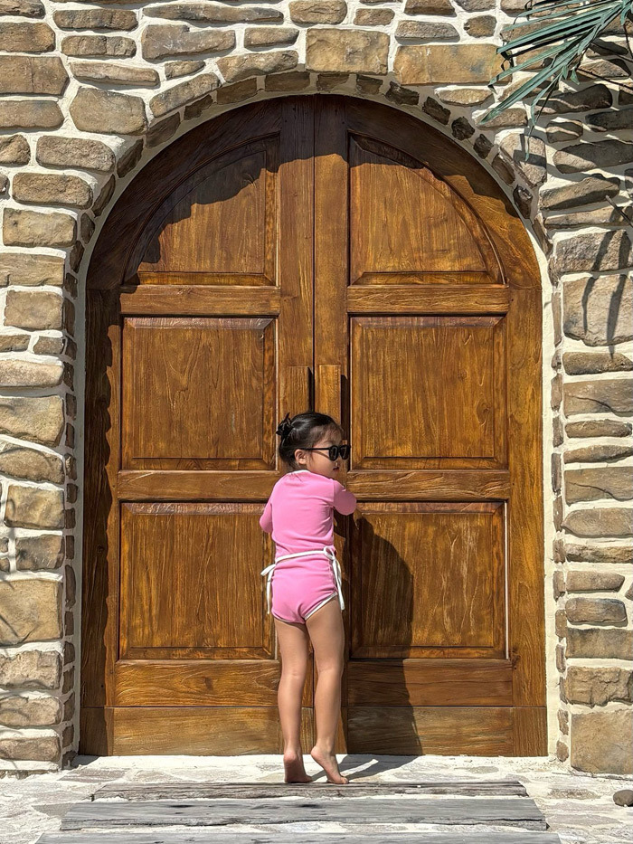 正韓夏log101 兩色防曬綁帶泳衣