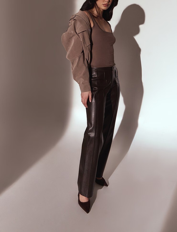 Dark Mocha深摩卡色壓線Vegan直筒皮褲