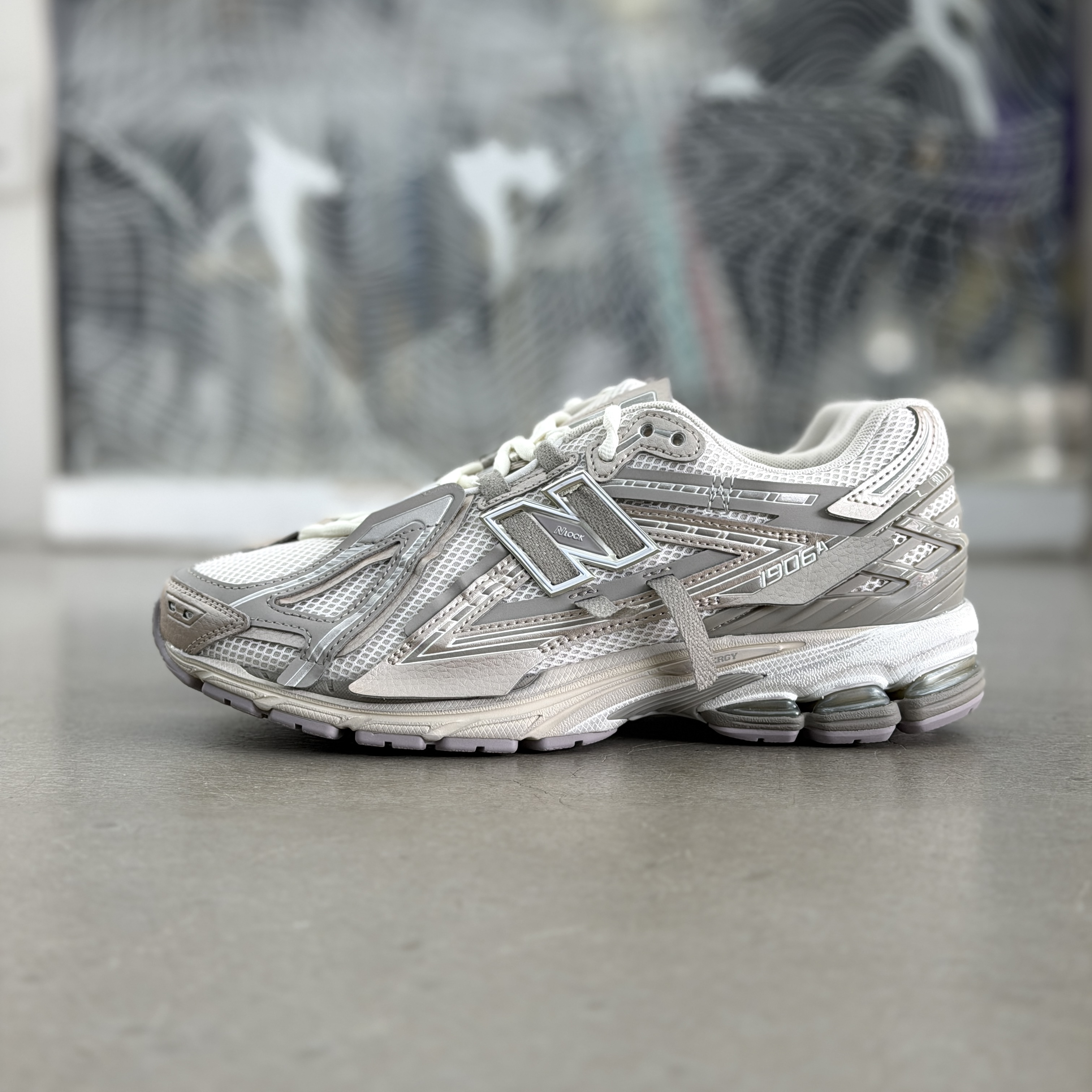 New Balance U19063VV