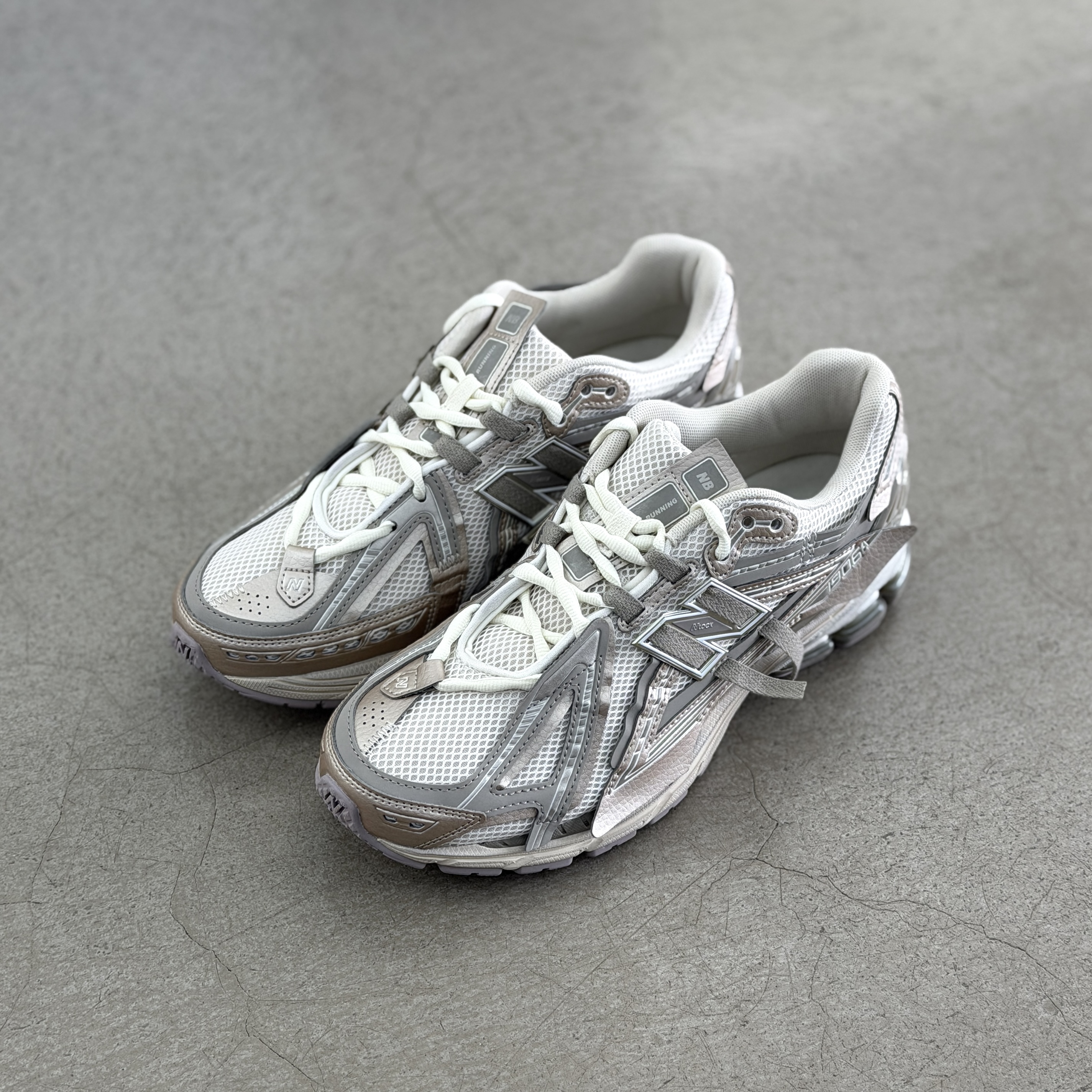 New Balance U19063VV