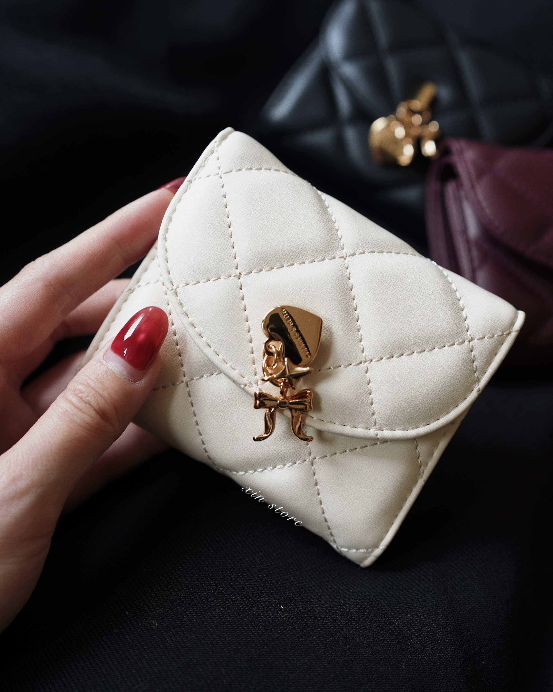 <超美>Charles & Keith 小CK  Arrietty 金屬 蝴蝶結 愛心釦 小香風 菱格 短夾 3色