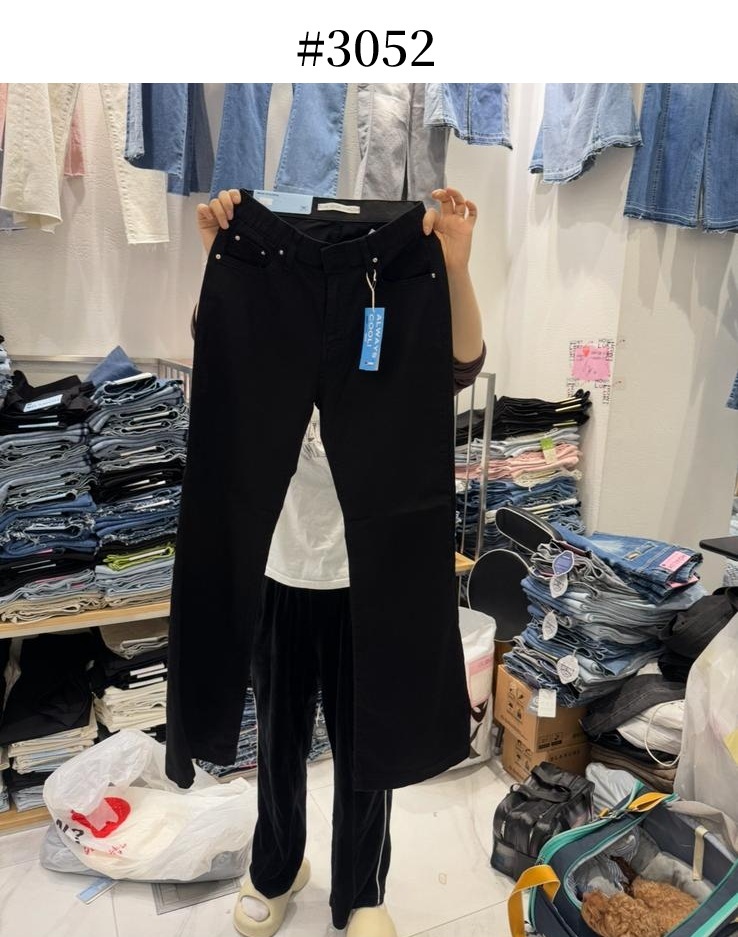 HW17 S:腰26 HIP34 長38.5 M:腰27 HIP36 長39 L:腰29 HIP38 長39.5 XL:腰30 HIP39 長39.5 $359 (一口價)