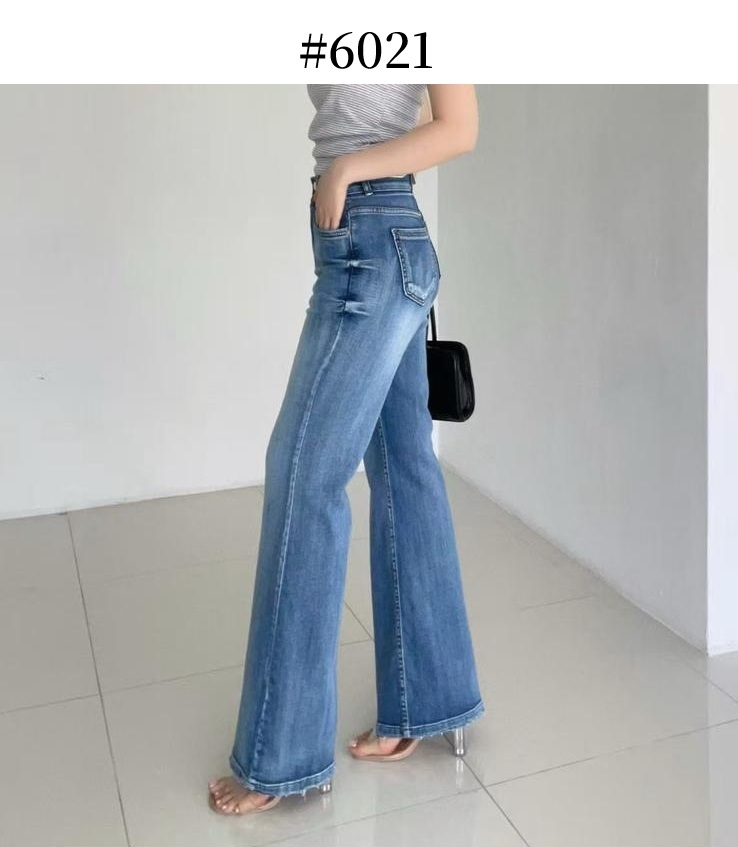 HW18 S:腰26-30 HIP36-40 長39.5 M:腰27-31 HIP38-42 長40 L:腰29-33 HIP39-43 長40.5 XL:腰30-34 HIP40-44 長40.5 $409 (一口價)