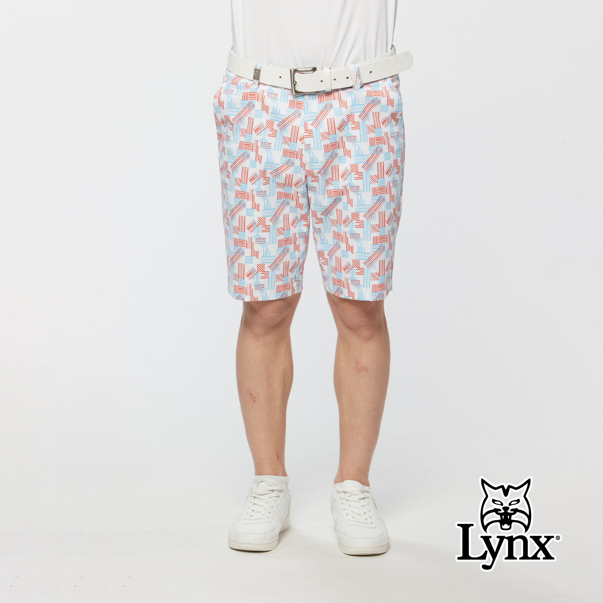 男款防潑水SORONA紗線材質滿版印花高爾夫短褲