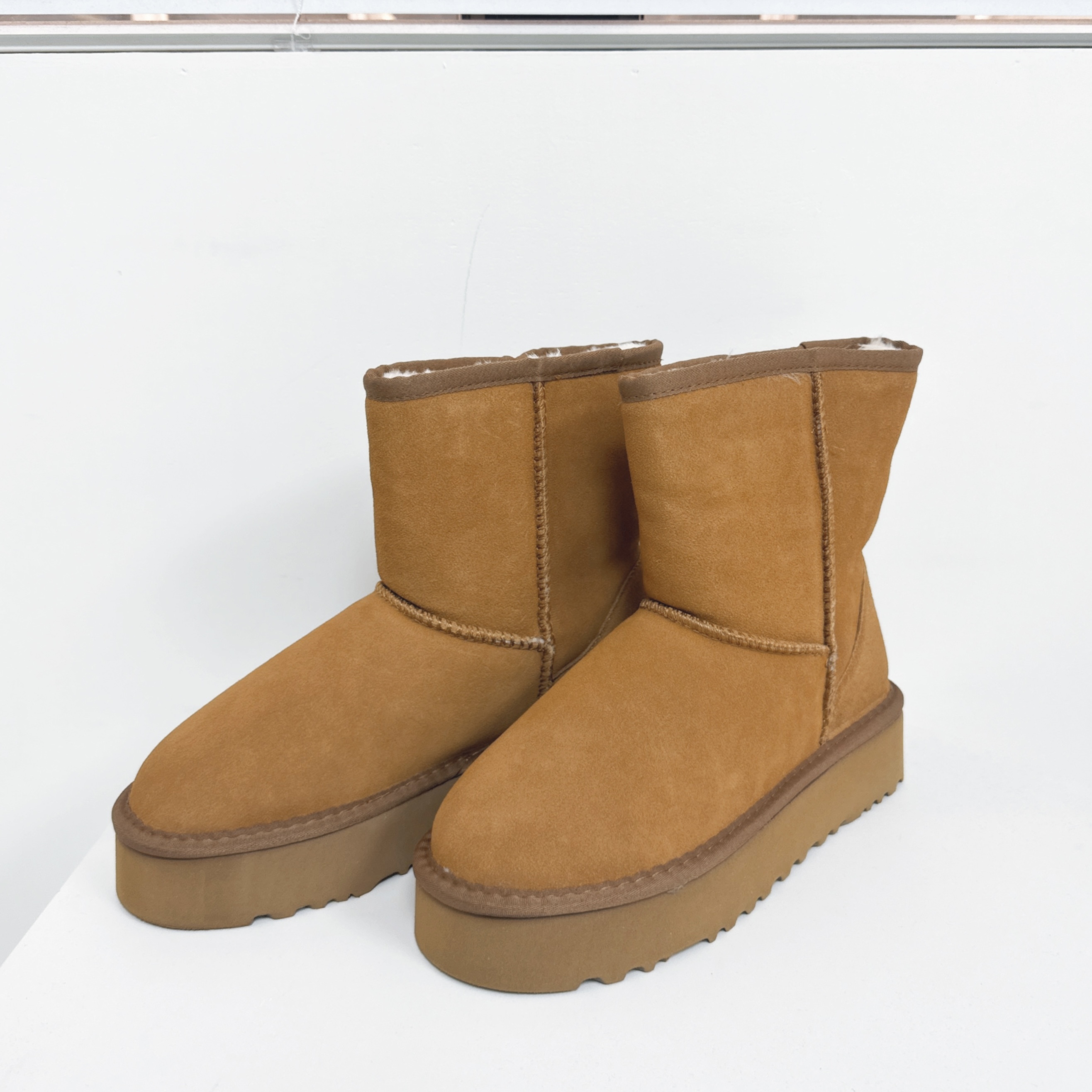 【Hoi2推介】厚底毛毛雪靴 (Y5-Y7)