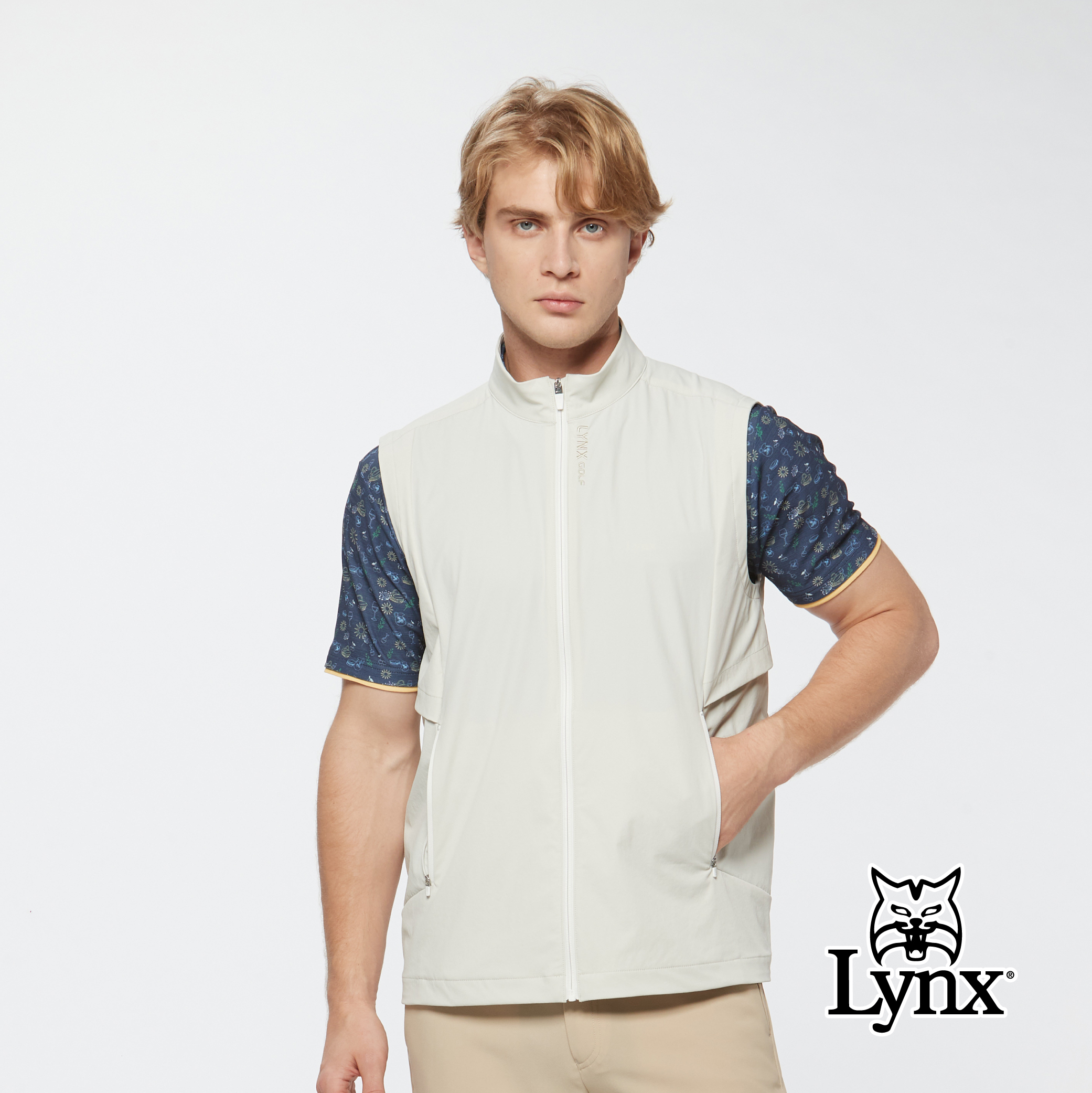 男款防風極簡風格立領機能保暖背心