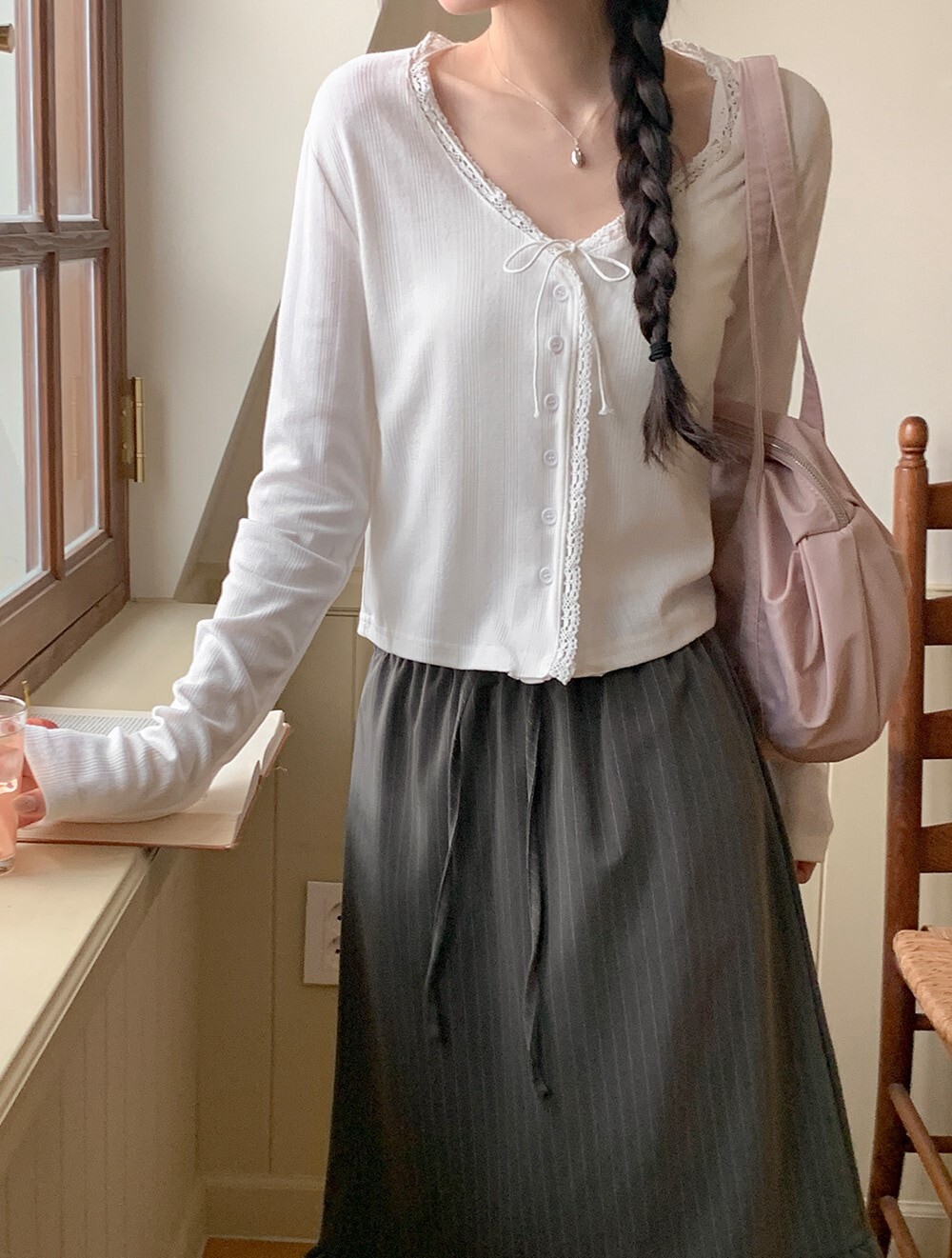 韓國grace muse授權 蕾絲花邊低調織紋排扣開襟衫