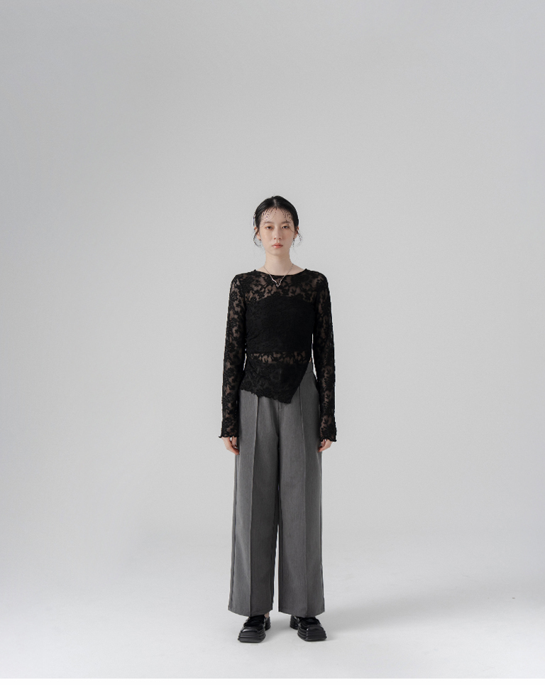 3D lace jacquard openwork side-gathered top - Black【01099379】in stock+pre-order