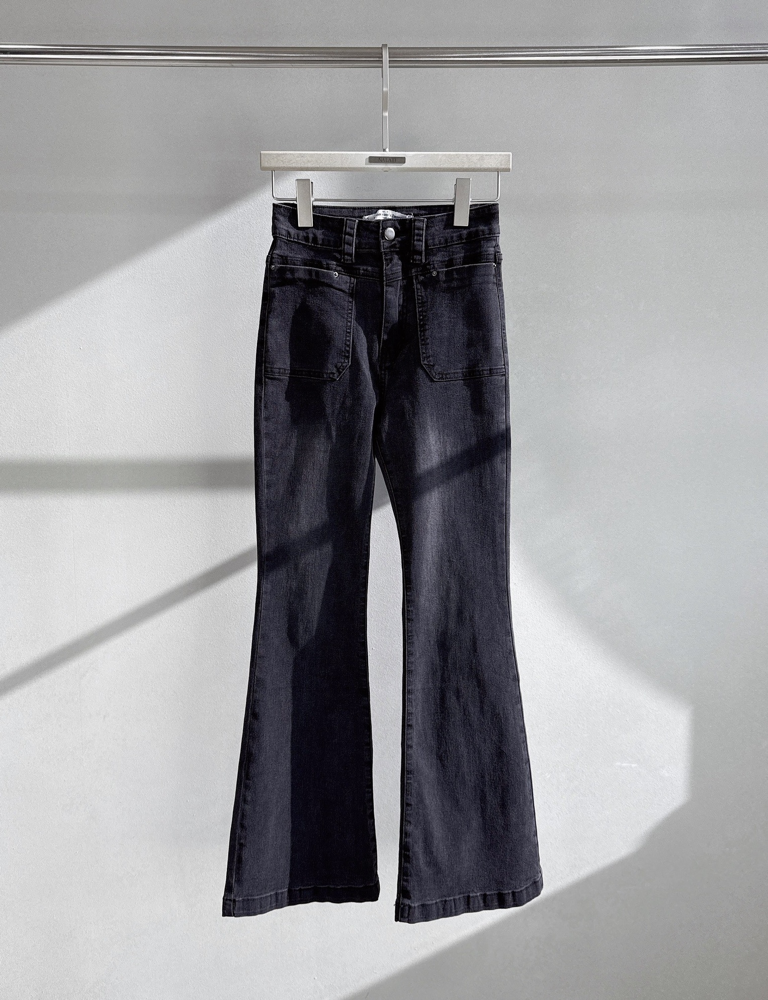 高腰V字車線牛仔喇叭褲 1971