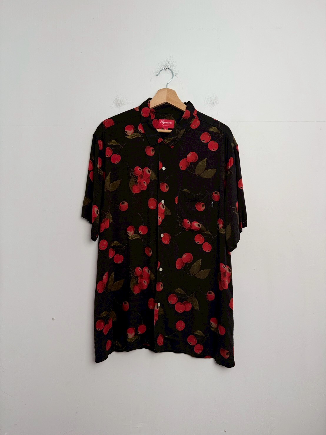 SUPREME 19SS Cherry Rayon S/SShirt SIZE XL