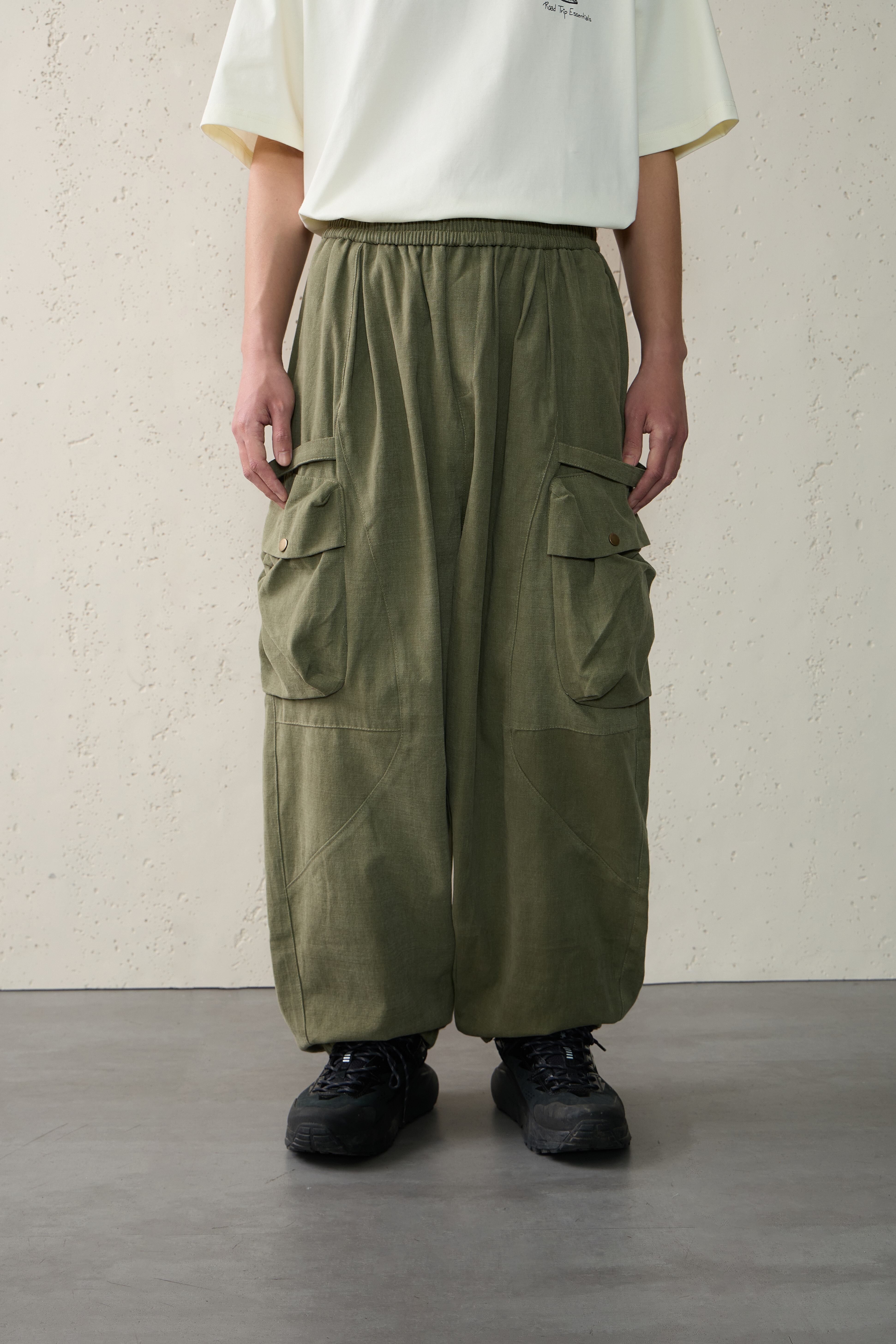 NOIR Amekaji戶外多口袋繭形褲