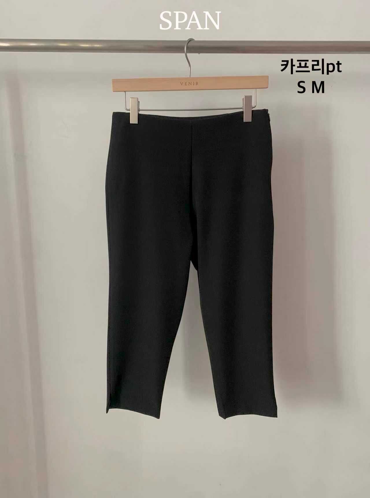 VR6019 黑色彈性卡普里七分褲