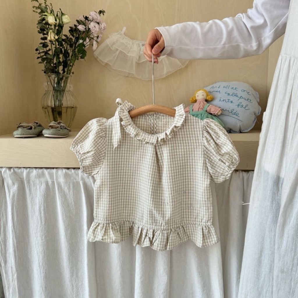 細格紋荷葉邊上衣