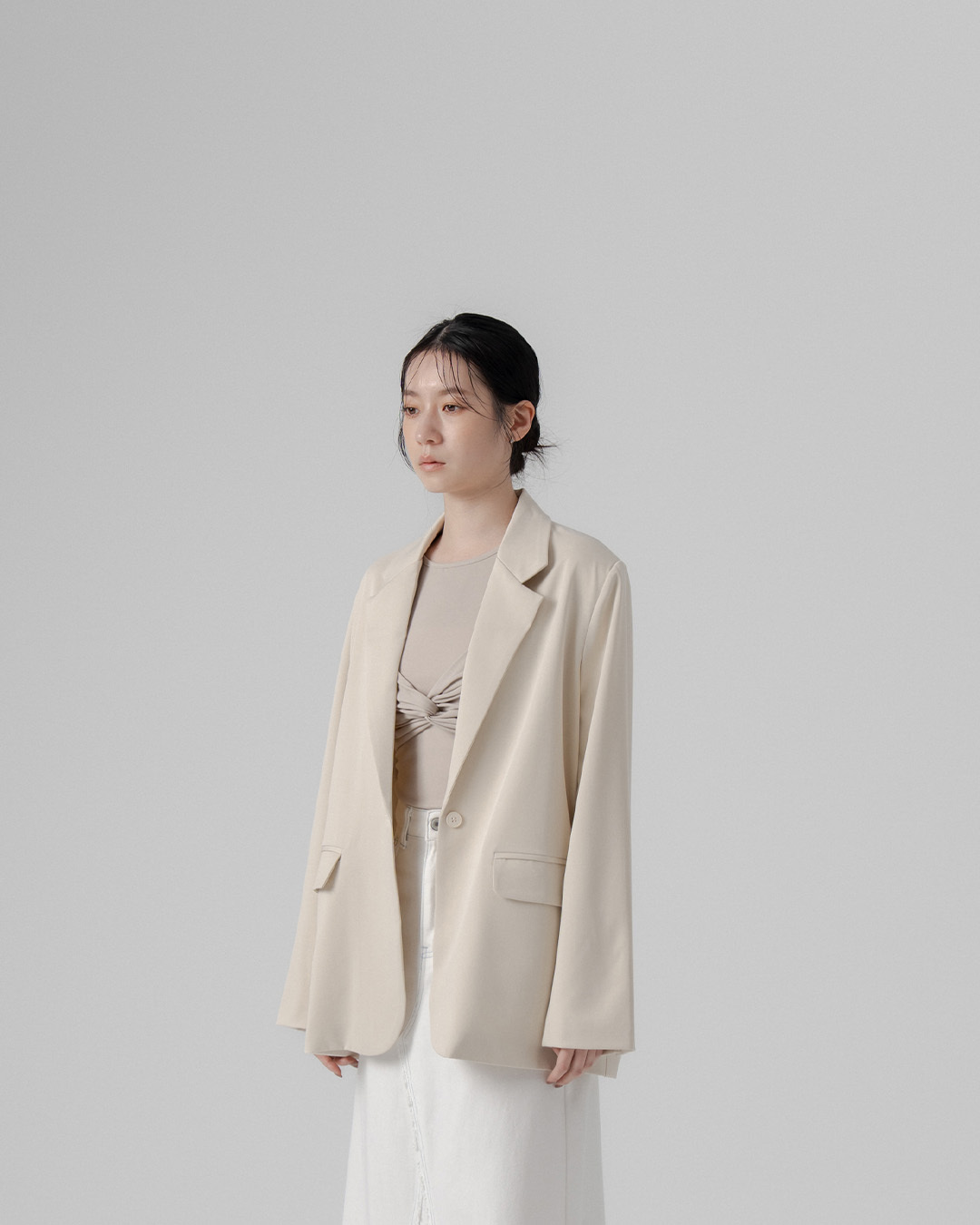 Plain suit jacket with back slit design - Apricot【02030579】in stock+pre-order