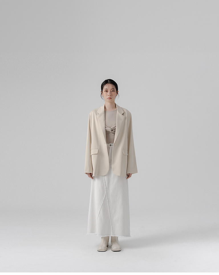 Plain suit jacket with back slit design - Apricot【02030579】in stock+pre-order