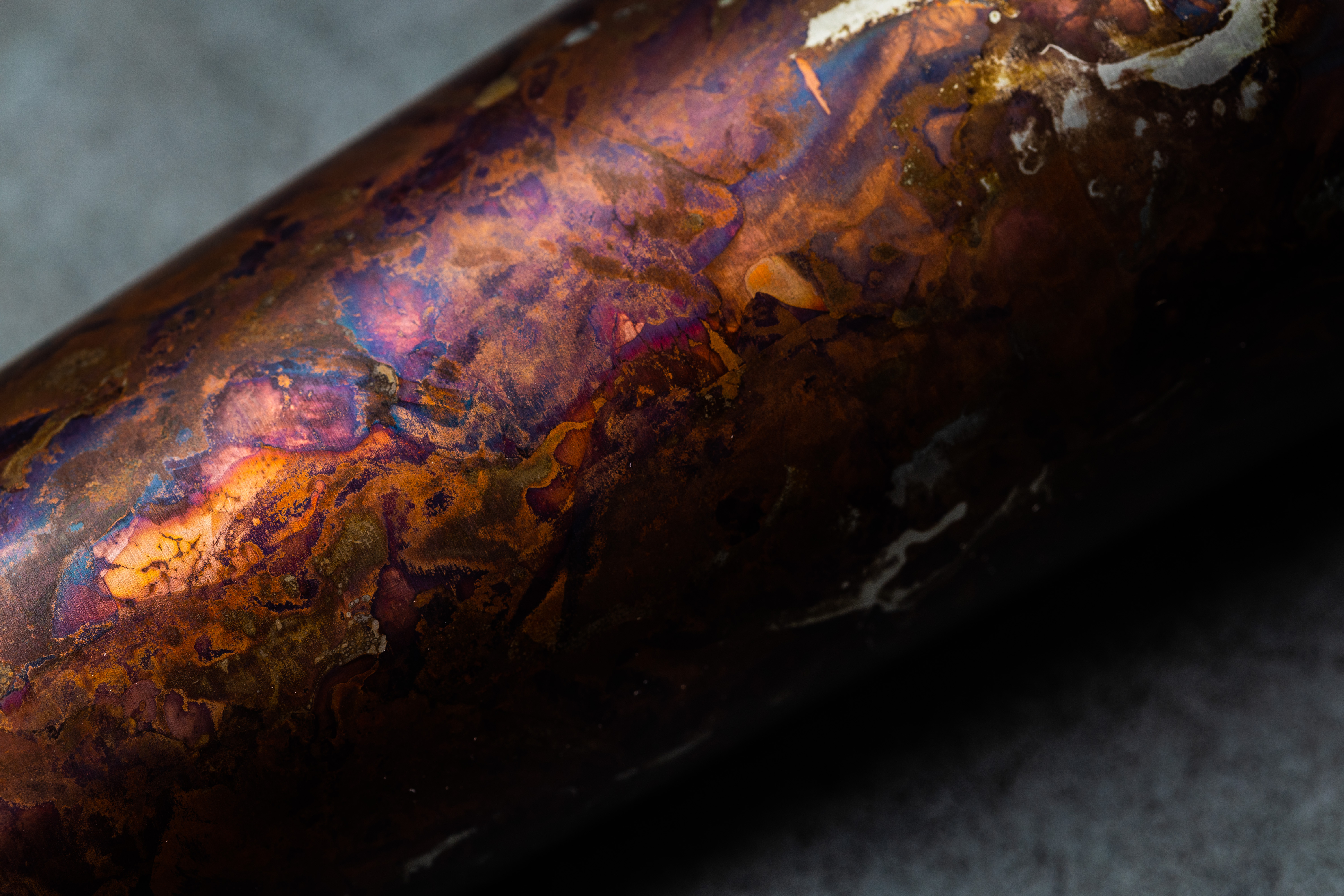 鈦造 x 折井著色所｜鈦方杯｜鈦焠之美【地嶼赤】｜雙層結構｜300ml 木盒裝