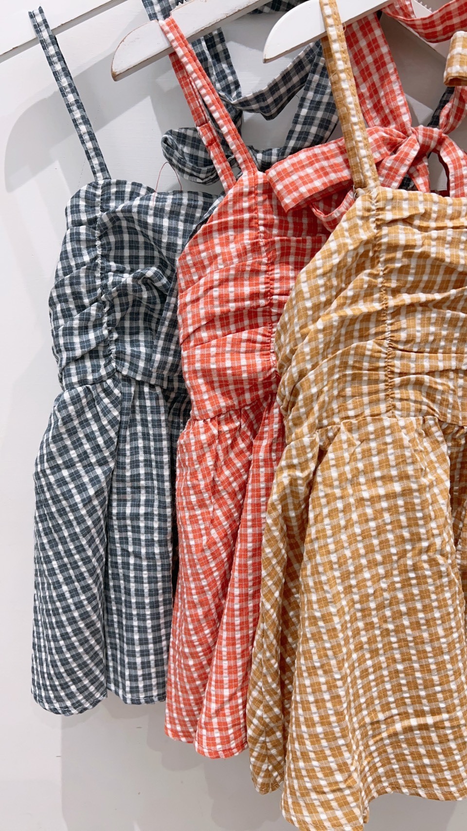 野餐風~格子綁帶小背心s(預購中)