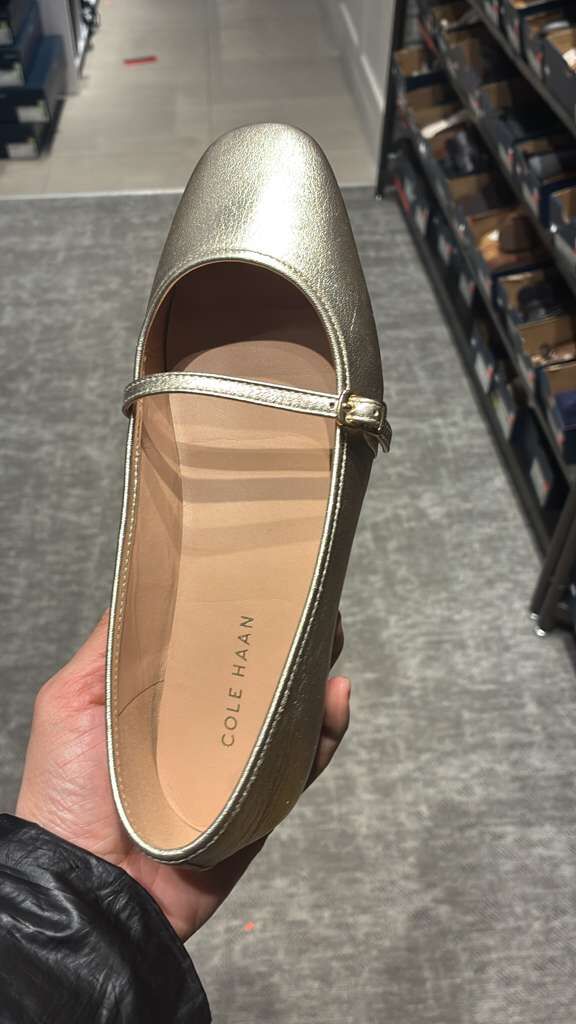 WE021 Cole Haan 瑪莉珍平底鞋 金色