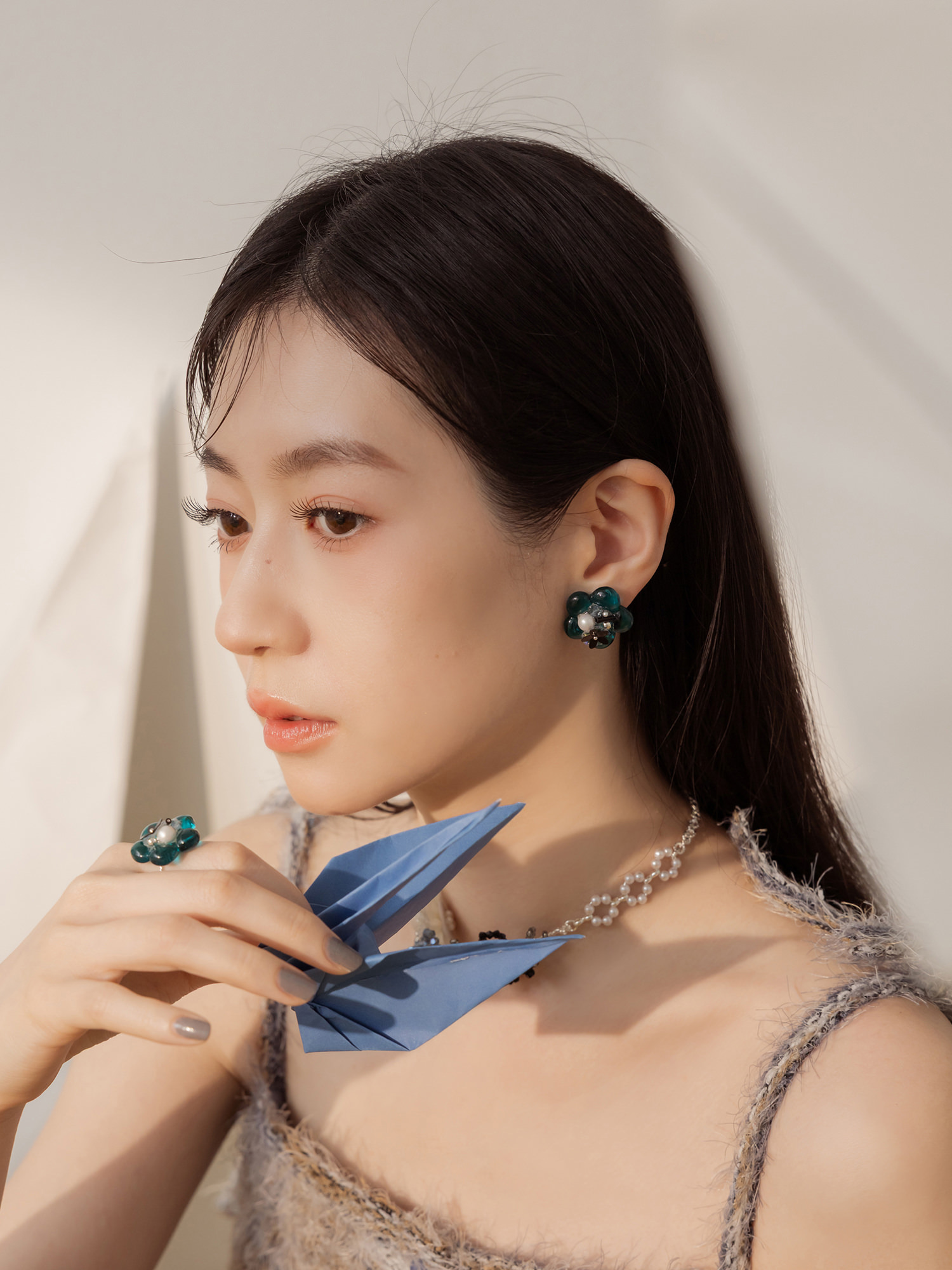 狐狸的童話。MUCHAT手作珍珠透綠花花耳環