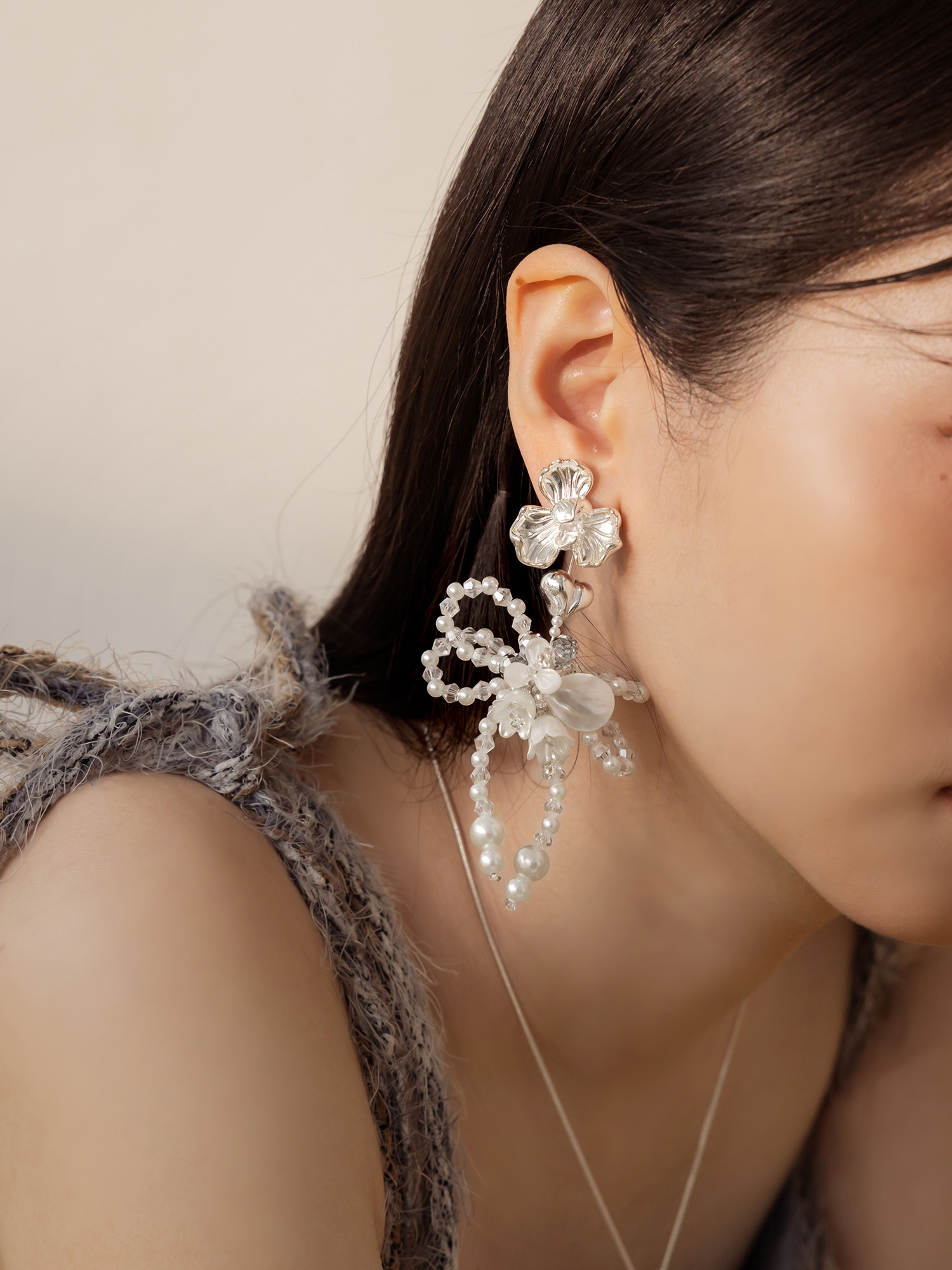 浪漫生活紀錄者。(2way)MUCHAT手作貝殼蝶結花純銀針耳環