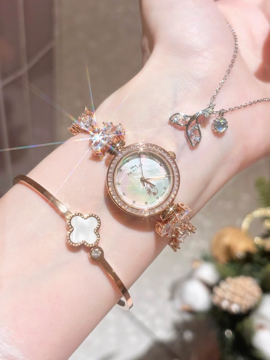 正版授權 DISNEY 迪士尼 公主 鑲鑽石英手錶 貝母色錶盤 禮盒組