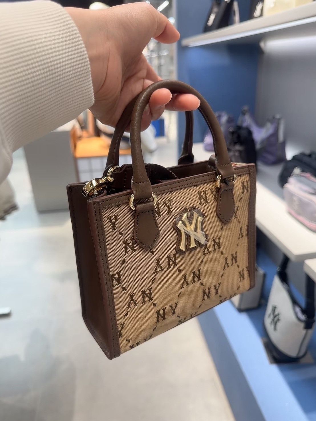 MLB 經典老花 金標 托特包